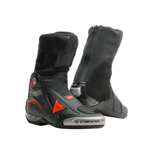 Dainese AXIAL D1 motorcycle boots